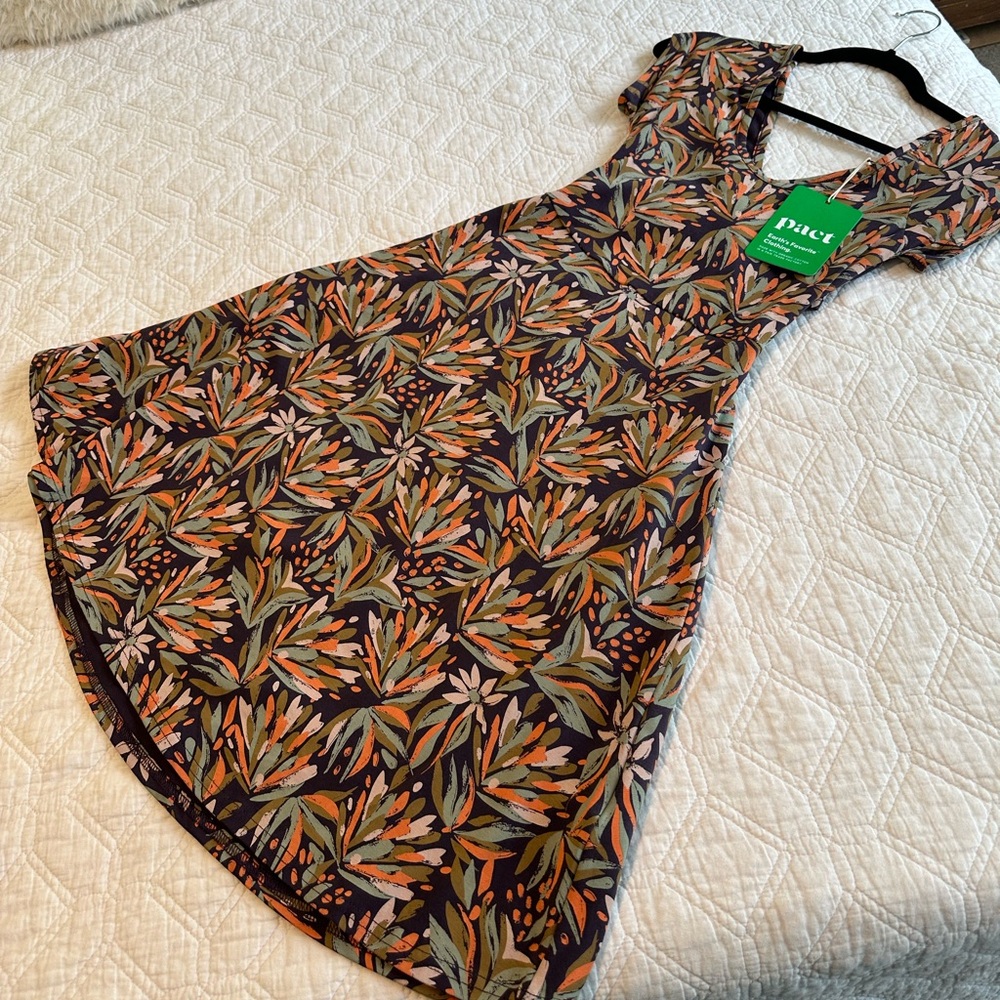 PACT NWTs Fit and Flare Cross Back Mini Dress - SOLD OUT Palm Springs pattern